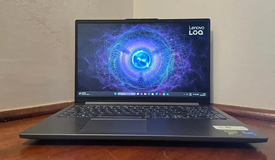 Lenovo LOQ 15IAX9E: O notebook gamer ideal para quem busca custo-benefício