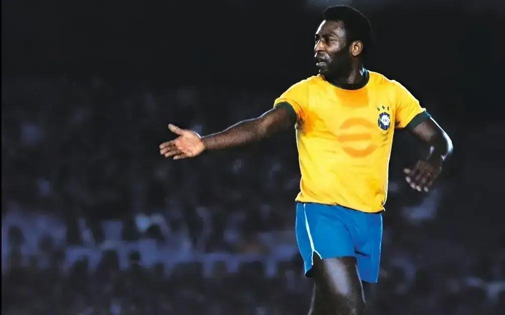 Pelé estreia no eFootball para celebrar 30 anos da série
