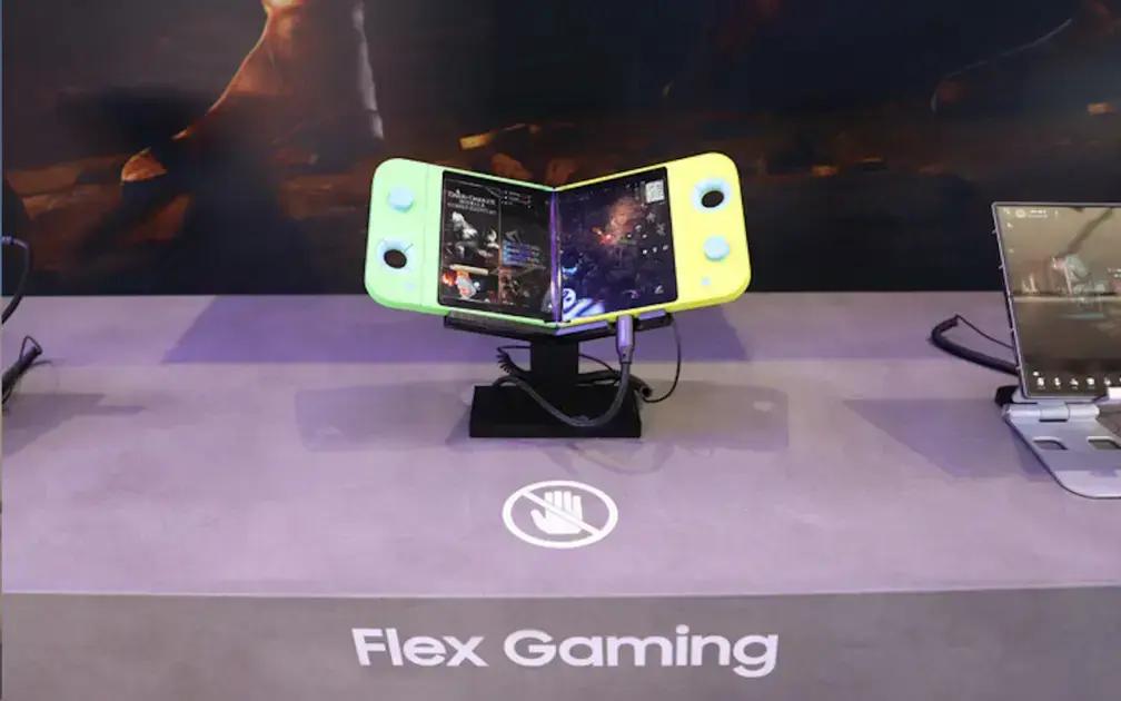 Samsung Inova com Console Portátil Dobrável na MWC 2025